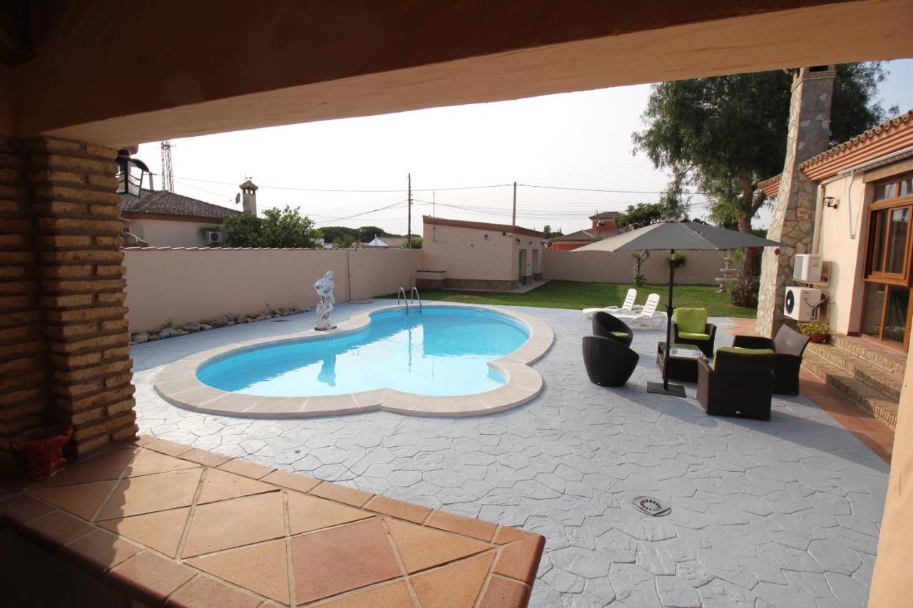 Chalet Almendros Chiclana de la Frontera